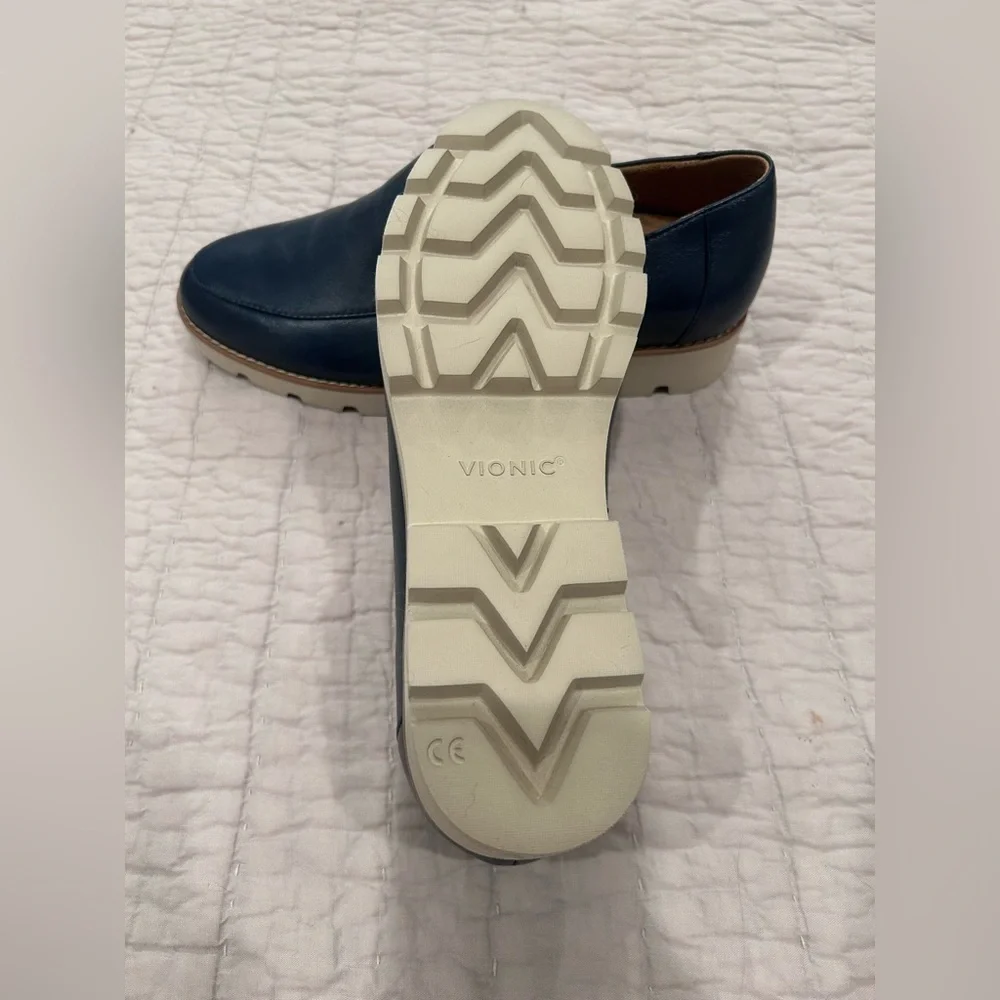 Vionic Women's Kensley Loafer Navy 9.5 - Picture 6 of 7